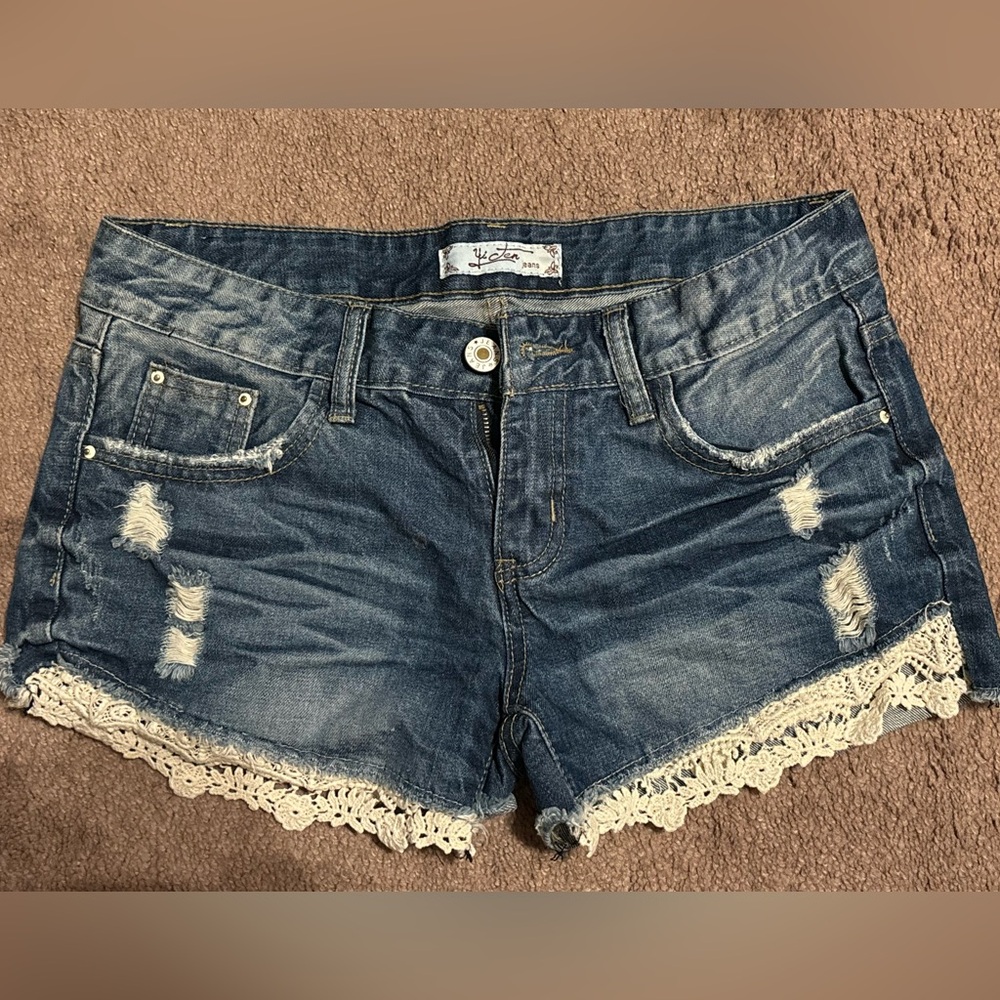 Blue Jean shorts with Lace Trim, distressed